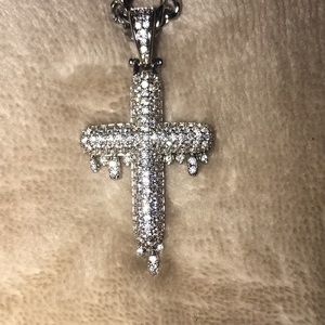 Diamond cross
